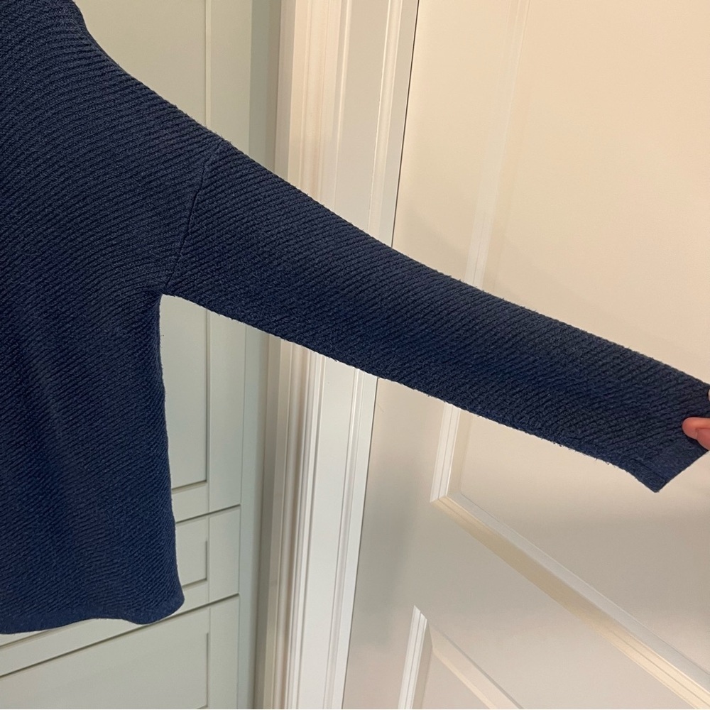 DENVER HAYES Blue Cowl Neck Sweater | Size Medium | Viscose, Nylon, Polyester - Picture 4 of 7